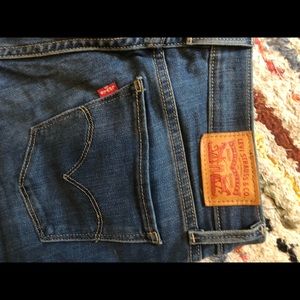 Levi super skinny 710 denim jeans, size 28